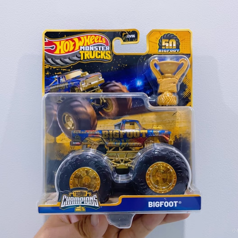 Hot Wheels Car Monster Trucks - รถของเล่นฮอตวีลส์ มอนสเตอร์ทรัคส์ แชมเปี้ยน ทรอฟฟี่ ซีรีส์ ไดแคสท์