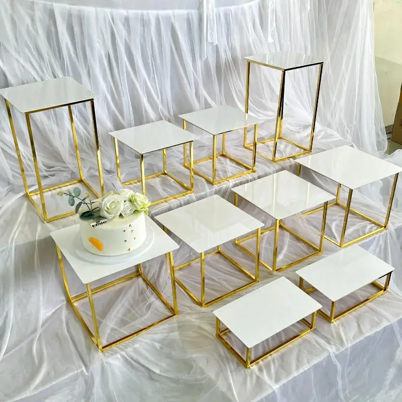 ชุดขาตั้งโชว์ขนมหวานสีขาวขอบทอ - Display Risers Set บทวิจารณ์และราคา